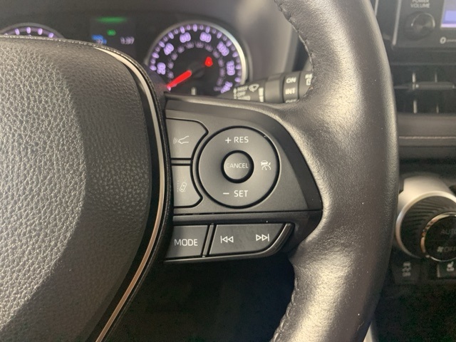 2021 Toyota RAV4 XLE photo 15