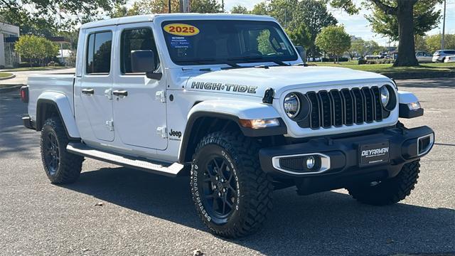 2025 Jeep Gladiator High Tide's photo