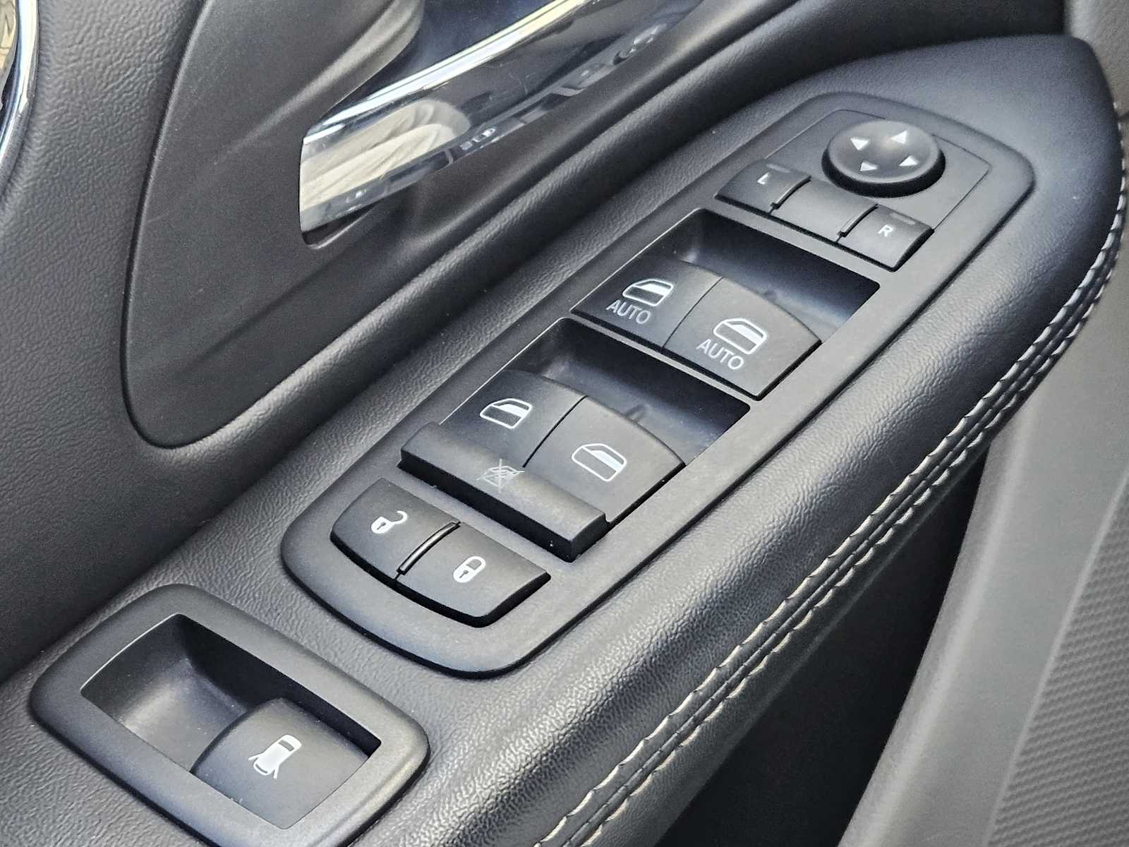 2018 Dodge Grand Caravan SXT photo 19