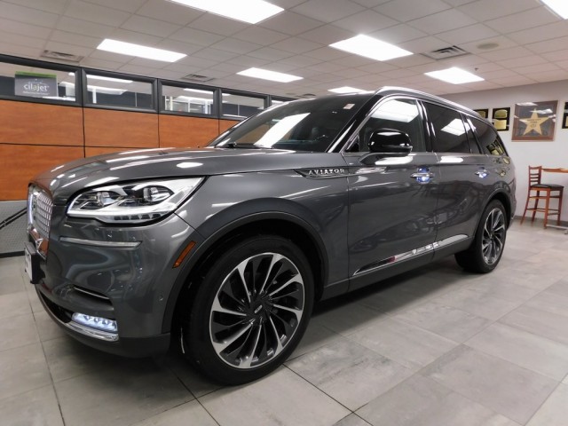 2021 Lincoln Aviator Reserve's photo