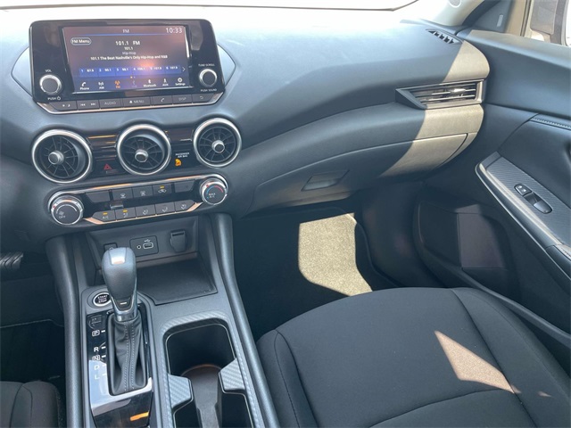 2024 Nissan Sentra S photo 13