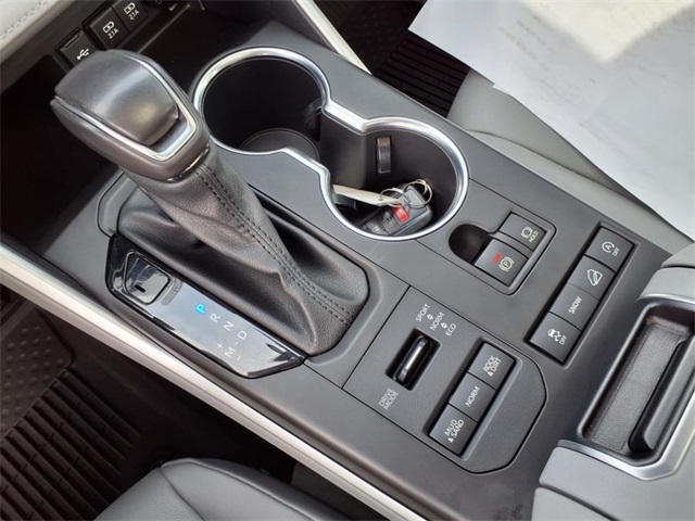 2020 Toyota Highlander XLE photo 19