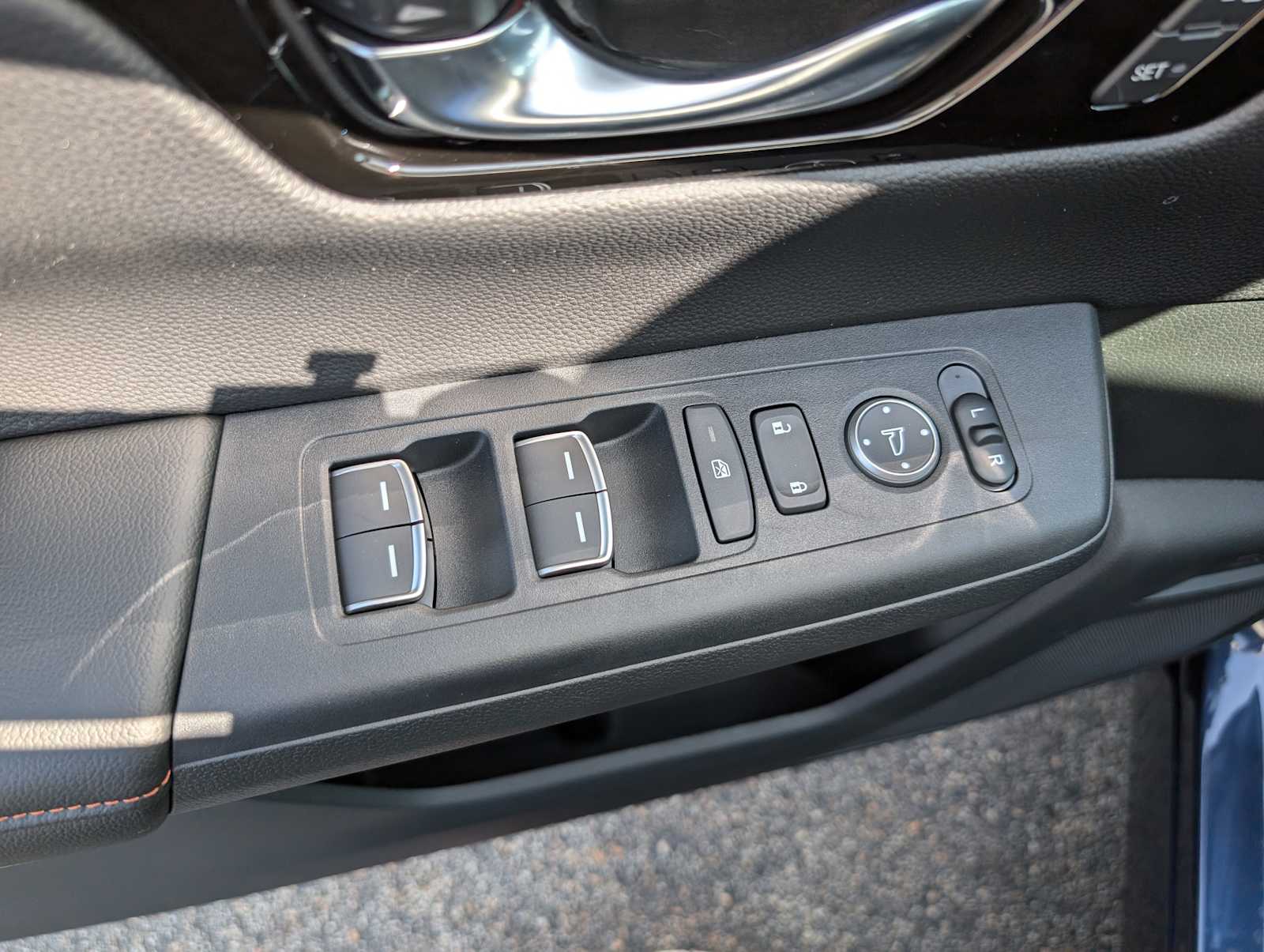 2026 Honda CR-V Hybrid Sport Touring photo 29