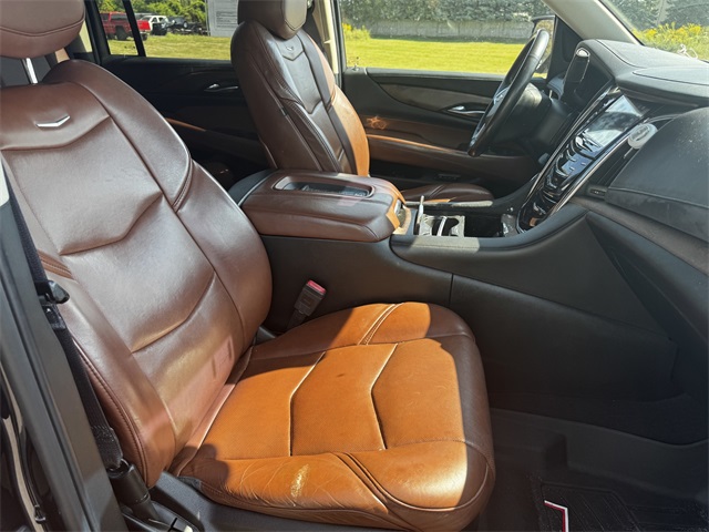 2016 Cadillac Escalade ESV Premium photo 14