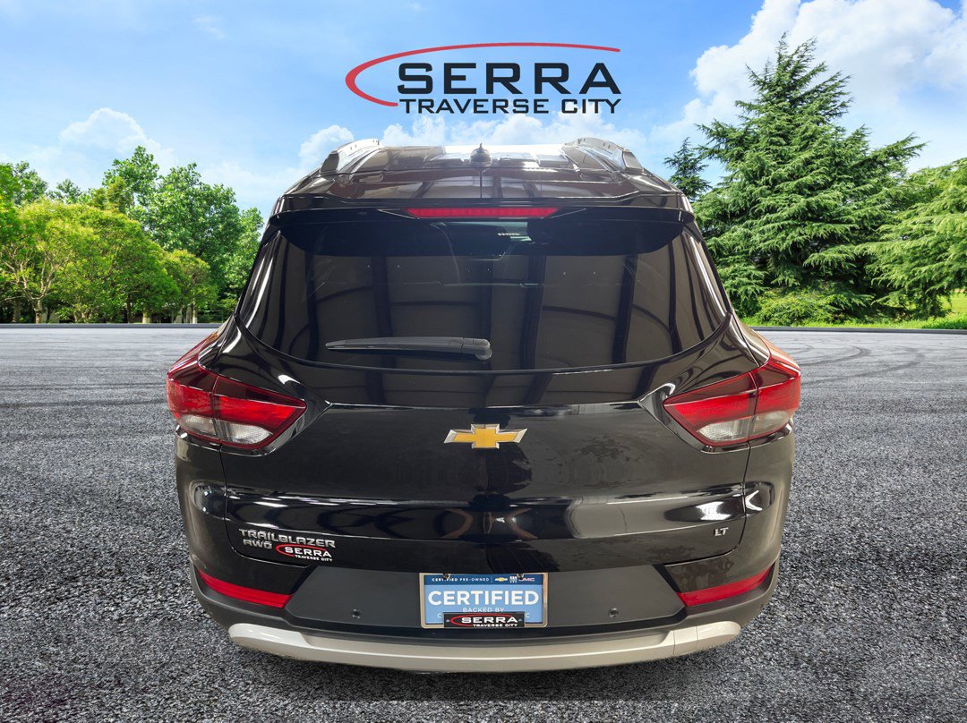 2025 Chevrolet Trailblazer LT photo 3