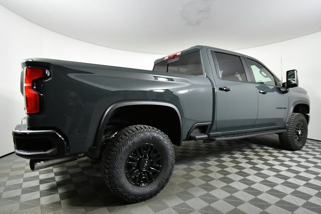 2026 Chevrolet Silverado 2500HD ZR2 photo 9