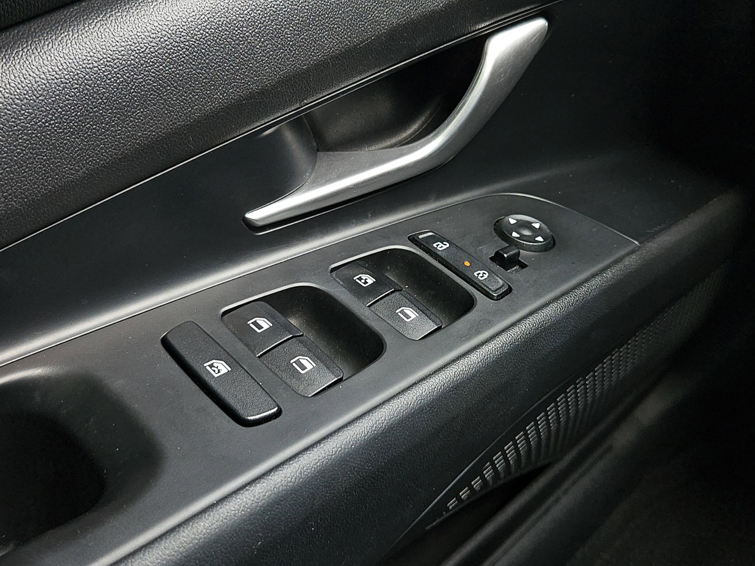 2023 Hyundai Elantra Limited photo 34