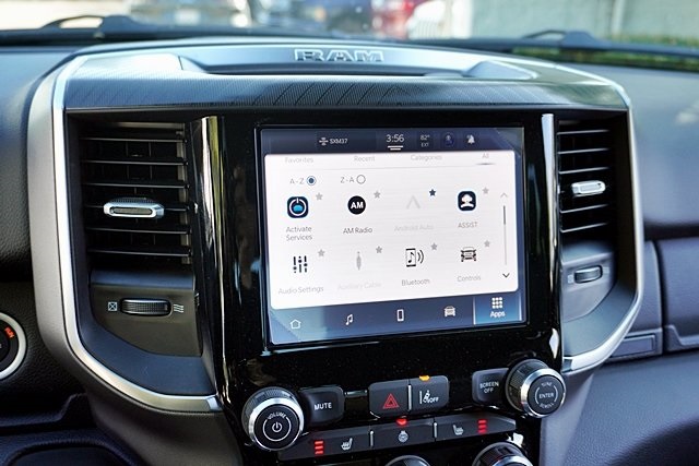 New 2026 Diamond Black Crystal Pearl-Coat Exterior Paint RAM Big Horn/Lone Star image 30