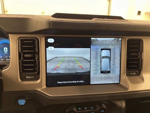 2025 Ford Bronco Outer Banks photo 18