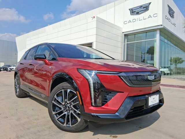 2026 Cadillac OPTIQ Sport's photo