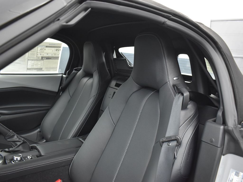 2025 Mazda MX-5 Miata Miata Grand Touring photo 10