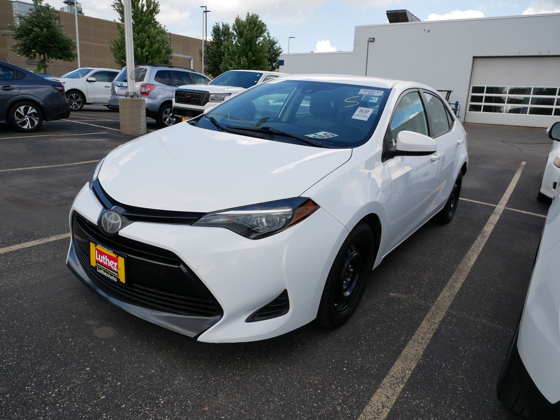 Used 2019 Toyota Corolla L with VIN 2T1BURHE6KC240261 for sale in Vadnais Heights, Minnesota