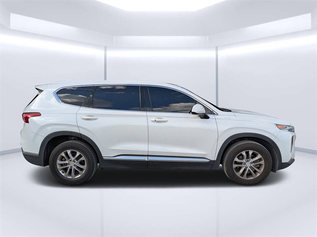 2019 Hyundai Santa Fe SEL photo 2