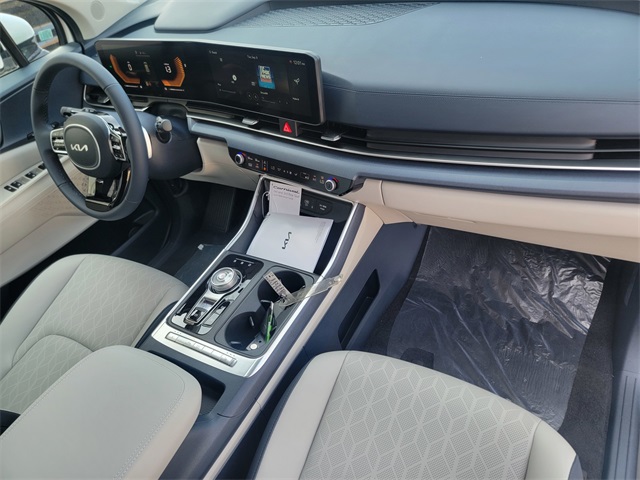 2026 Kia Carnival EX photo 18