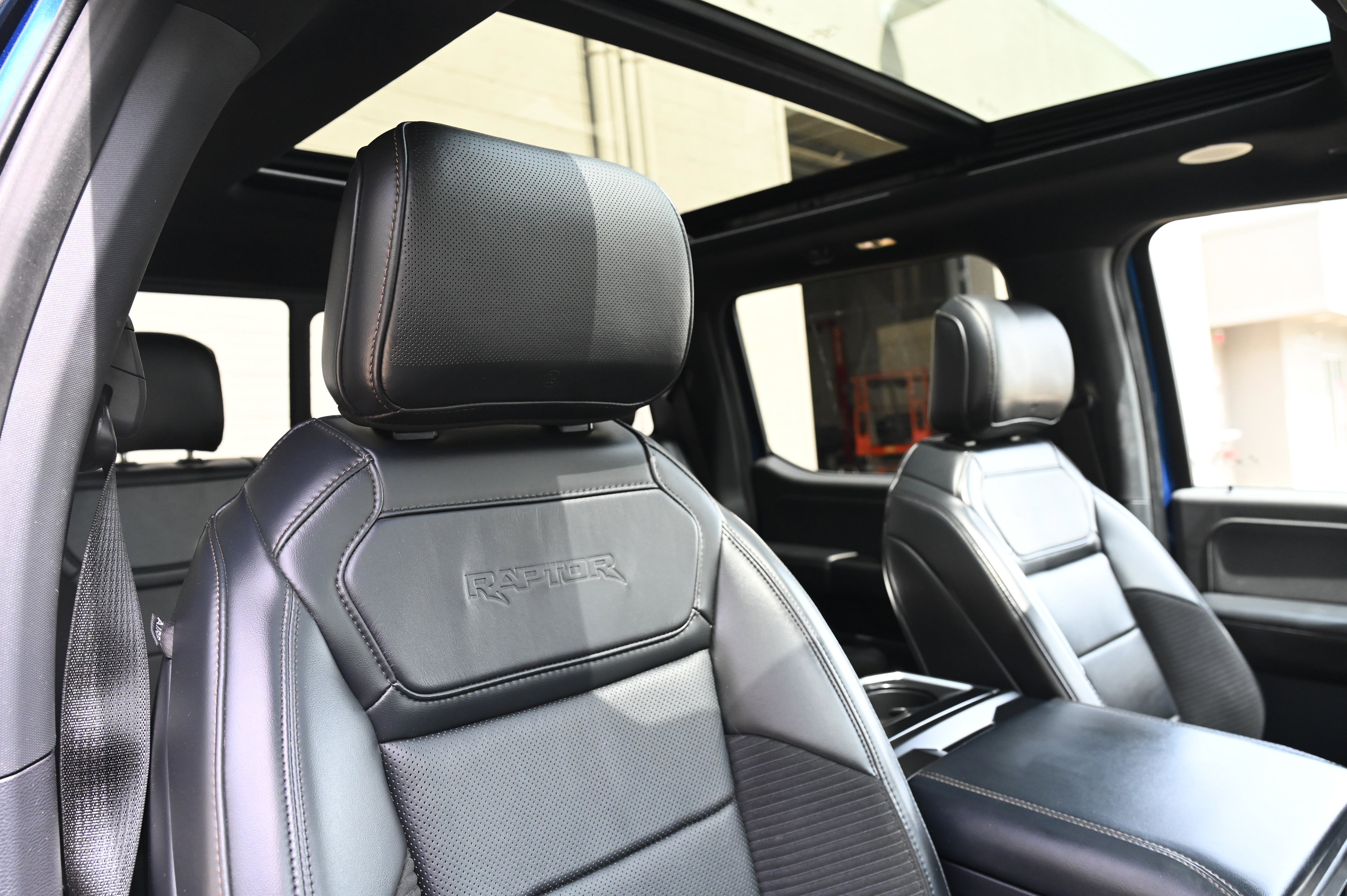 2022 Ford F-150 Raptor photo 36