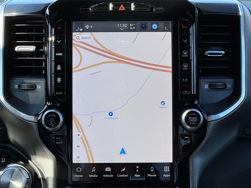 2022 Ram 1500 Laramie photo 3