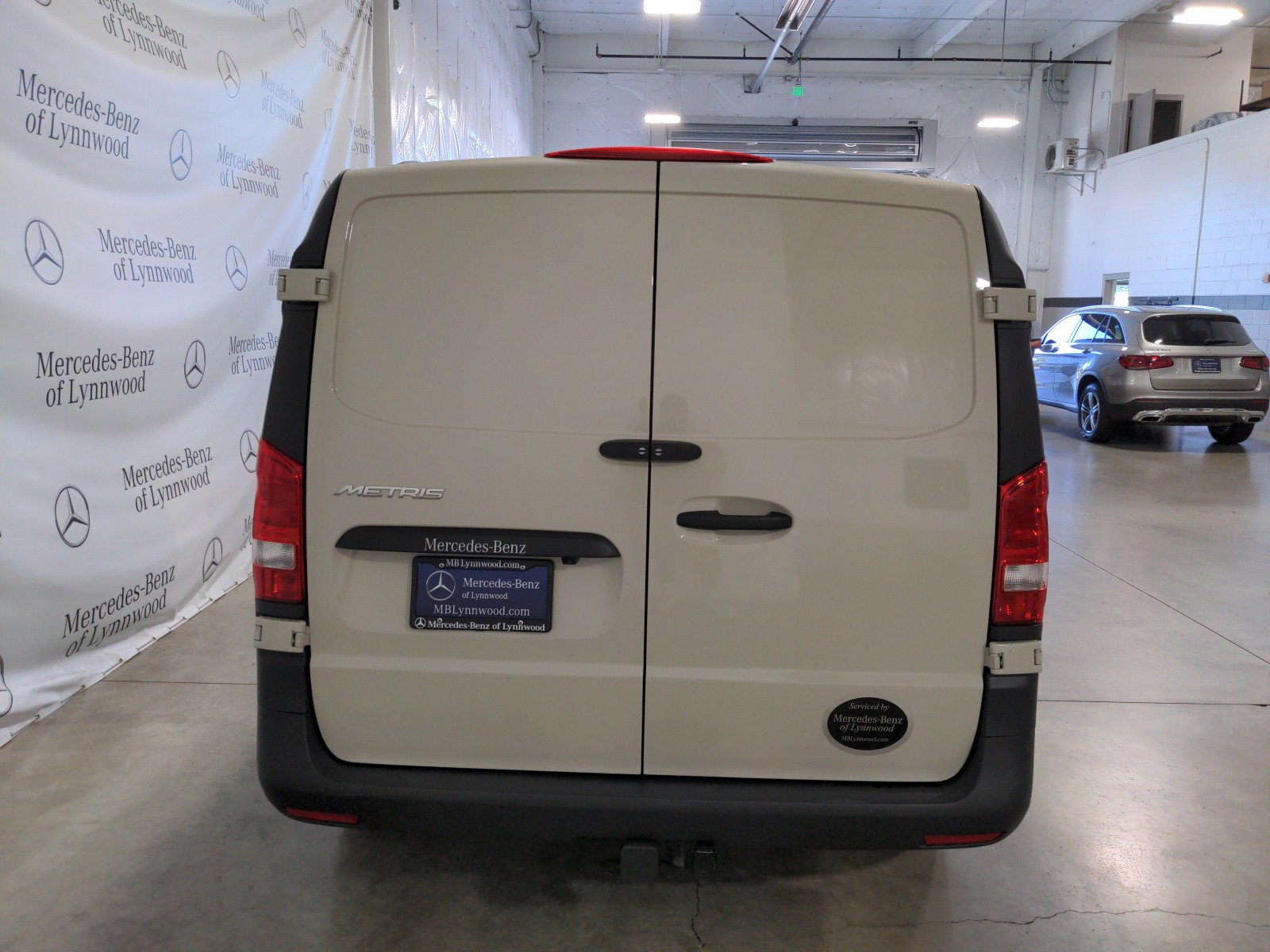 PreOwned 2022 MercedesBenz Metris Cargo Van Metris Cargo Van Full