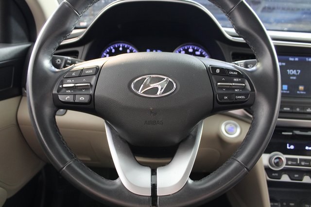 2020 Hyundai Elantra Value Edition photo 15