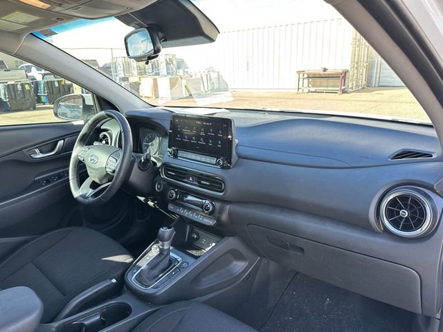2023 Hyundai Kona SEL photo 25