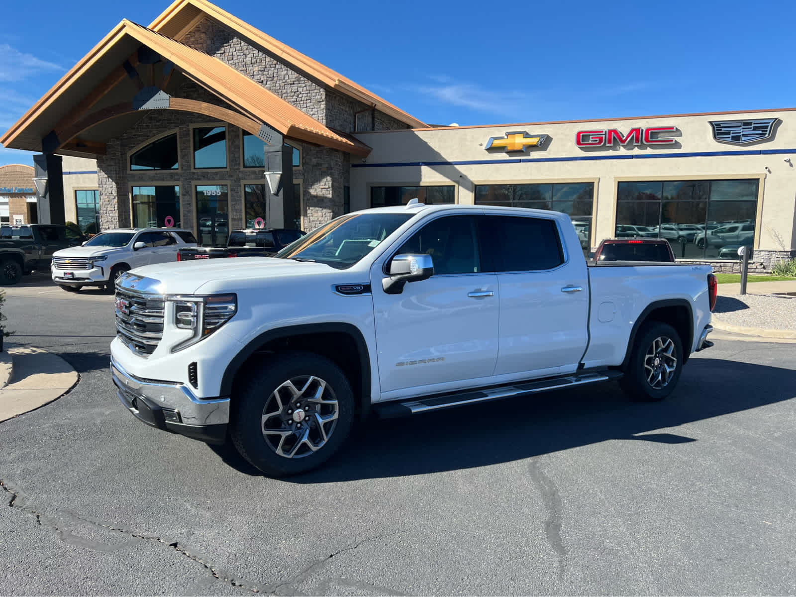 2026 GMC Sierra 1500 SLT's photo