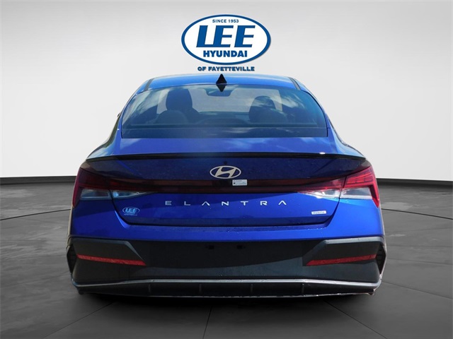 2025 Hyundai Elantra Hybrid SEL Sport photo 4