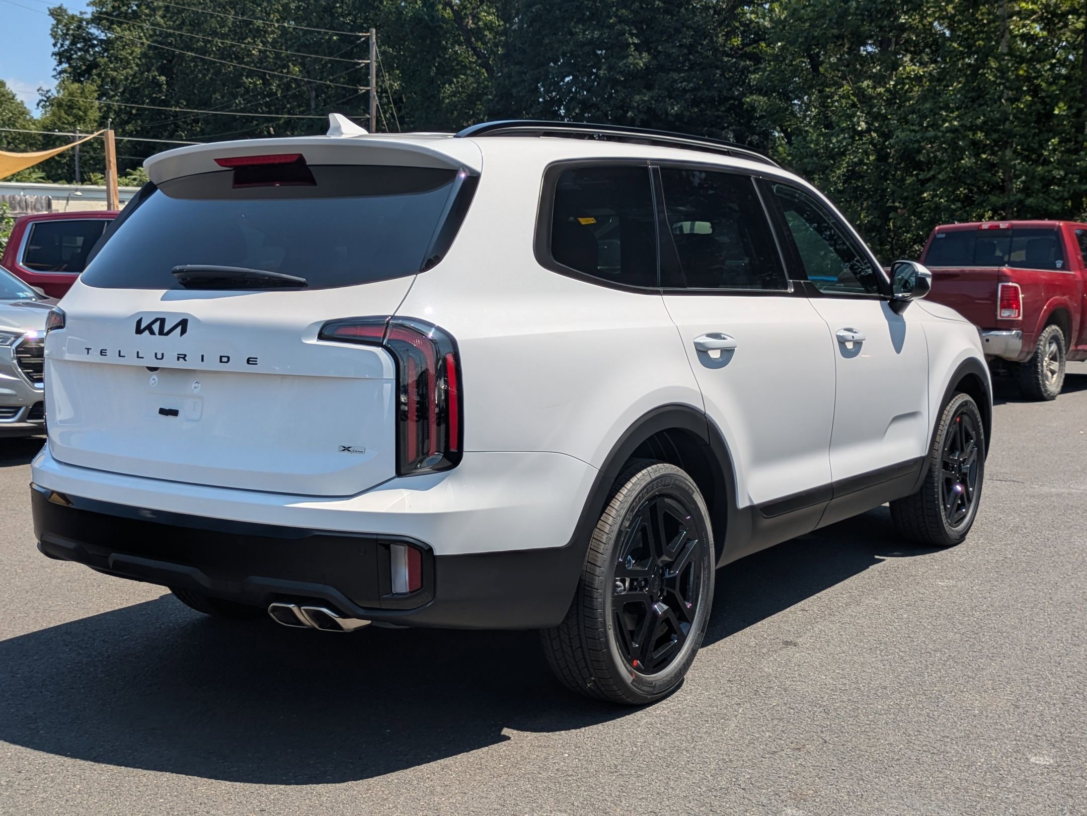 2025 Kia Telluride EX X-Line photo 2