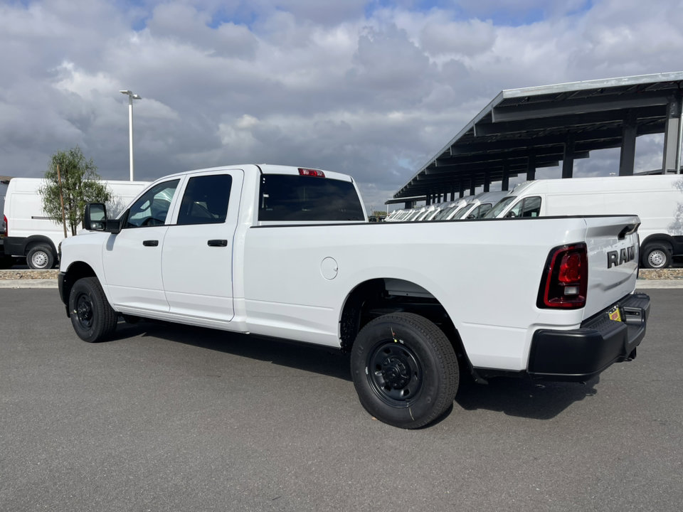 2025 Ram 2500 Tradesman photo 3