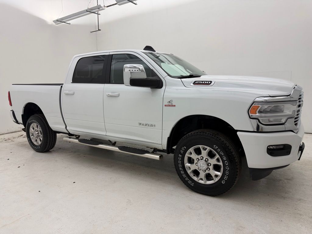 2024 RAM Ram 2500 Pickup Laramie's photo