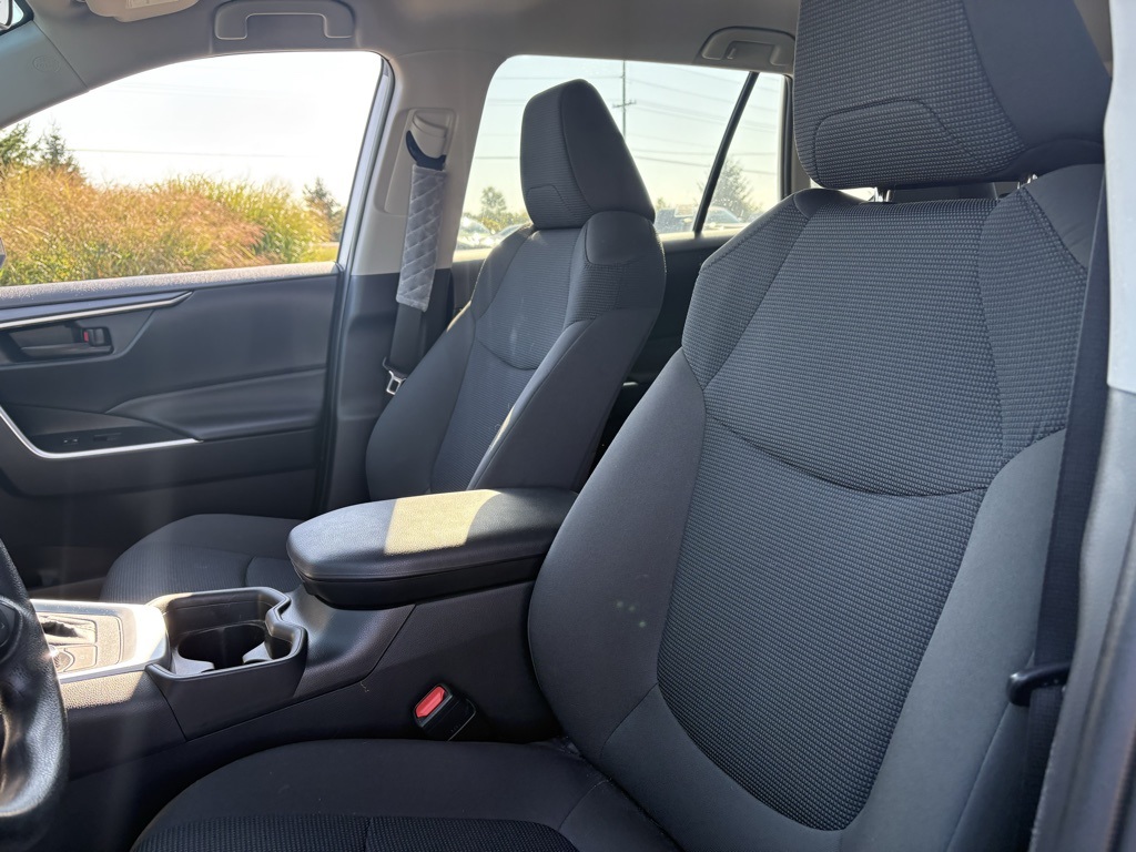 Used 2021 Toyota RAV4 LE with VIN 4T3LWRFV2MU036437 for sale in Northfield, Minnesota