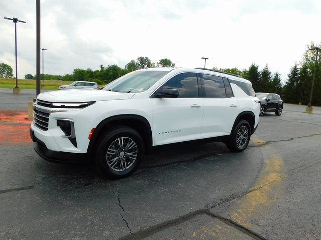 2025 Chevrolet Traverse photo 7