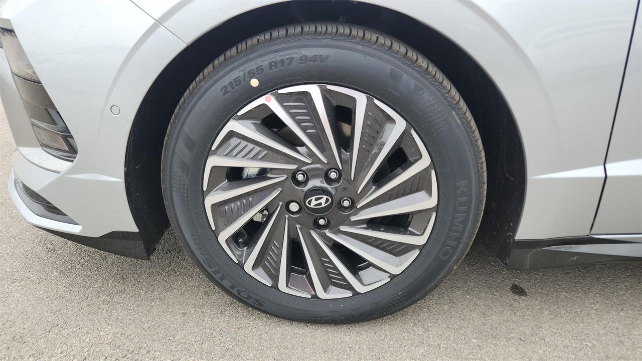 2025 Hyundai Sonata Hybrid Limited photo 23