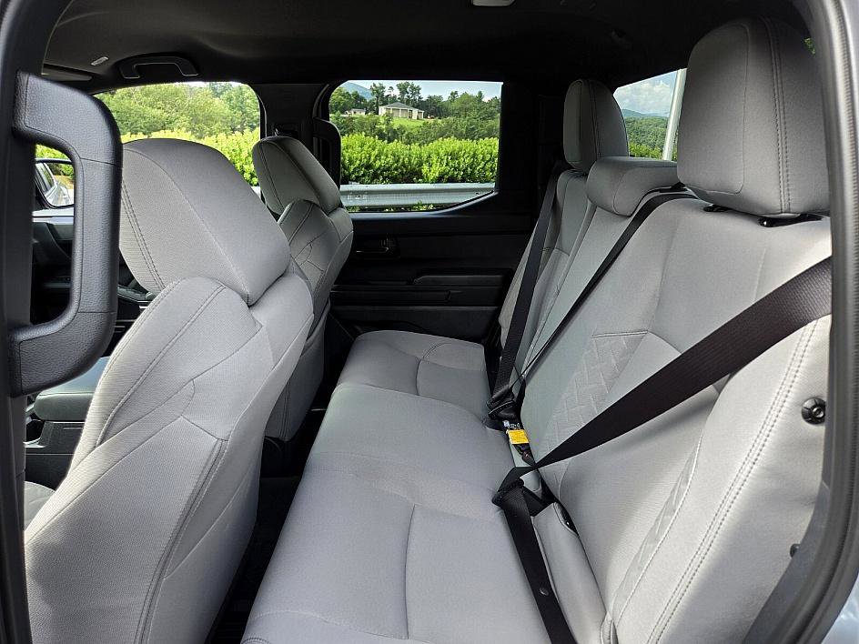 2025 Toyota Tacoma SR5 photo 13