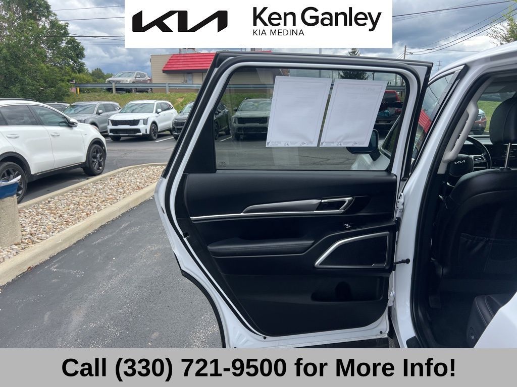 2023 Kia Telluride LX photo 43