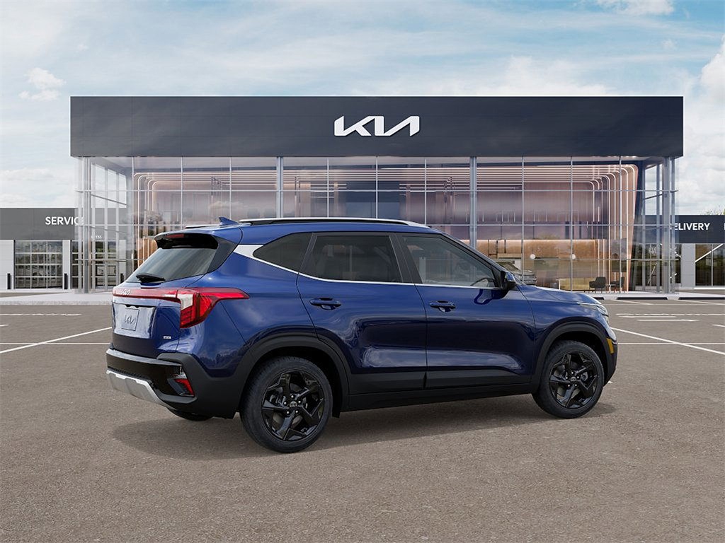 2026 Kia Seltos EX photo 5
