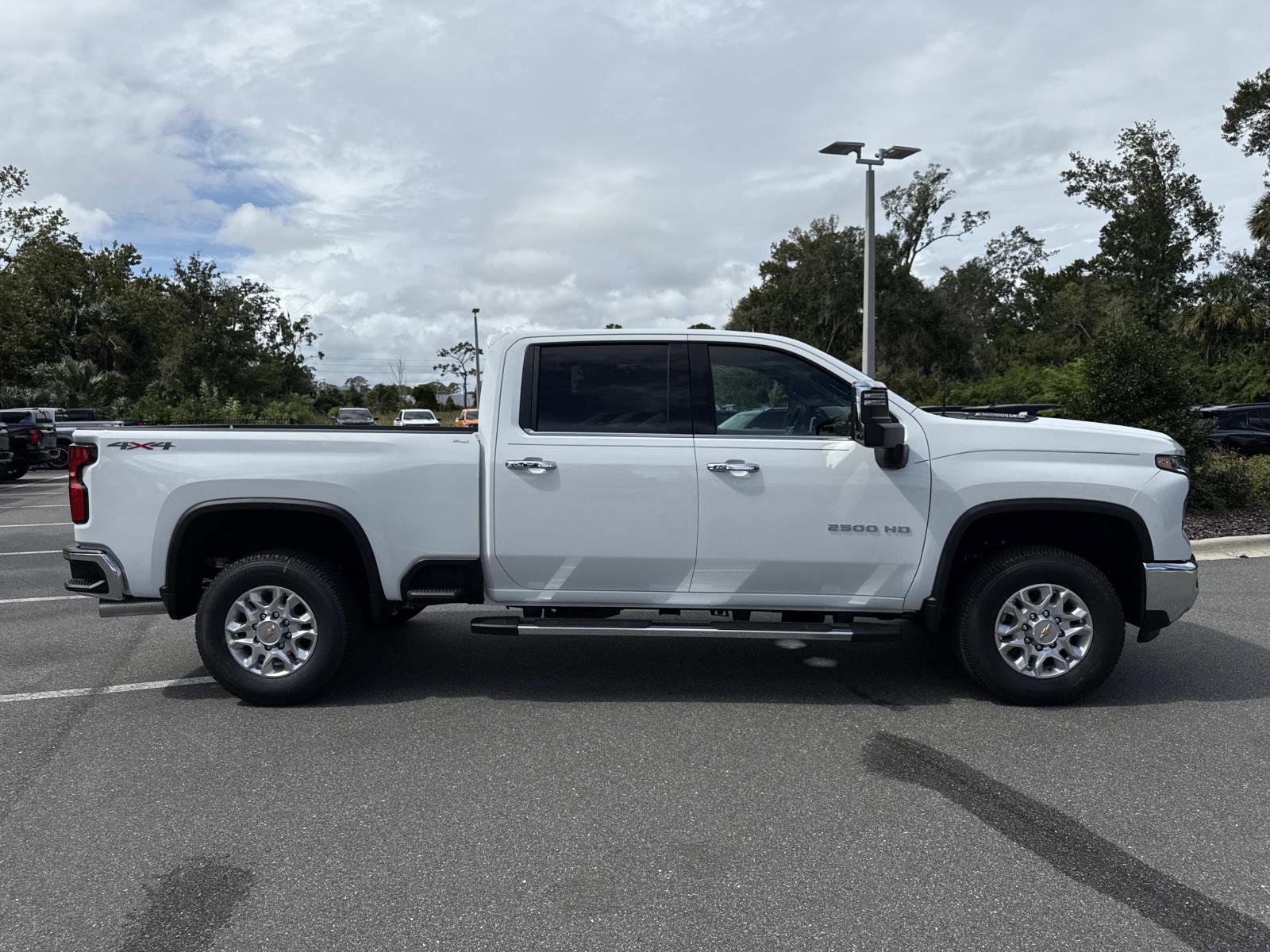 2026 Chevrolet Silverado 2500HD LTZ photo 2