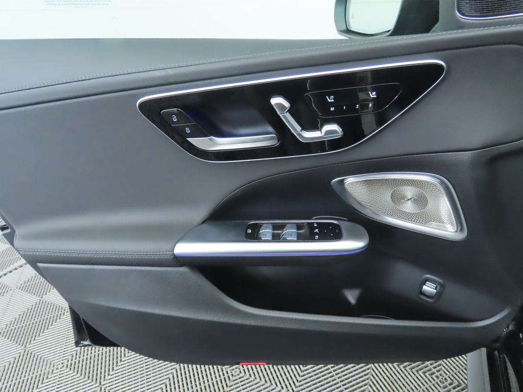 2025 Mercedes Benz C 300 photo 23
