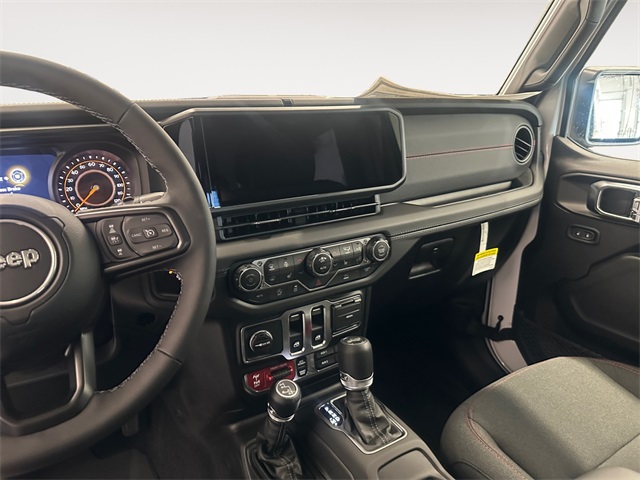 2025 Jeep Wrangler Rubicon photo 10
