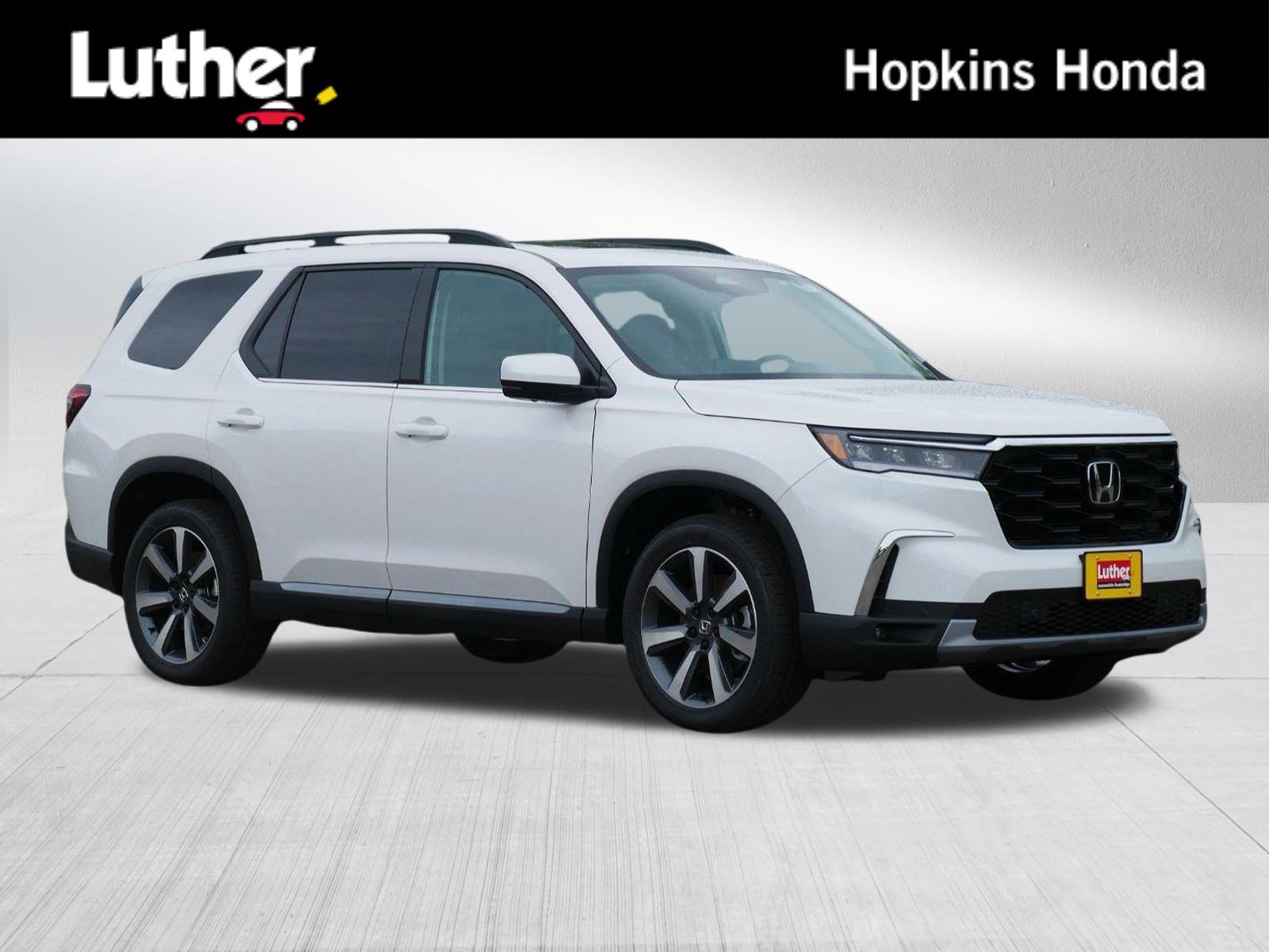 2025 Honda Pilot Elite's photo