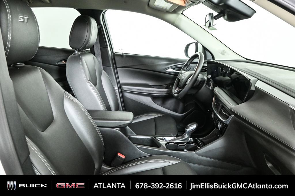 2024 Buick Encore Sport Touring photo 17