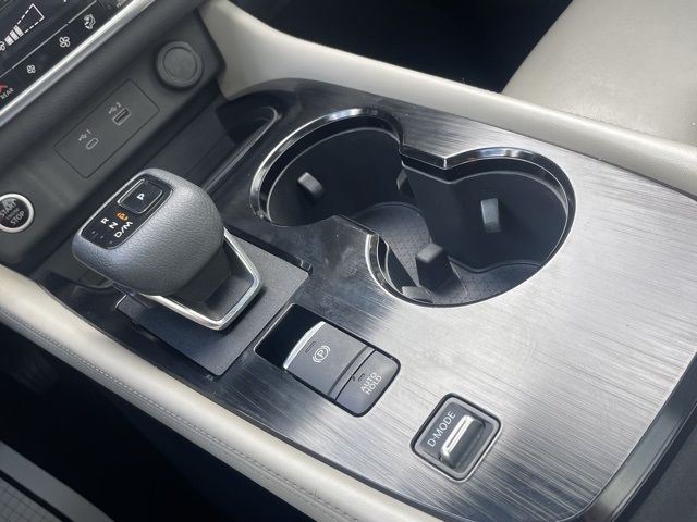 2023 Nissan Rogue SL photo 17
