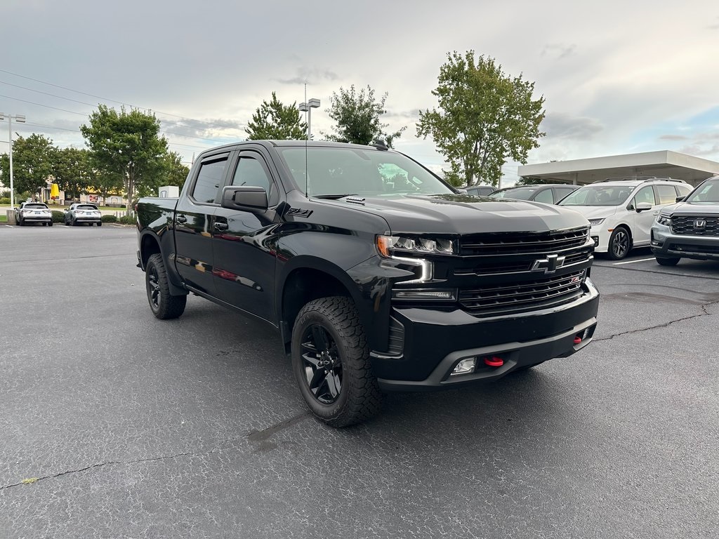 2022 Chevrolet Silverado 1500 LT Trail Boss photo 2