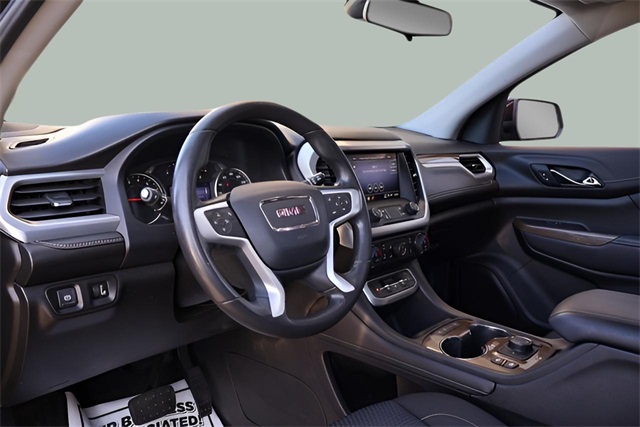 2021 Gmc Acadia SLE photo 2