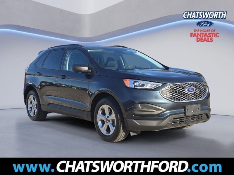 2024 Ford Edge SE's photo