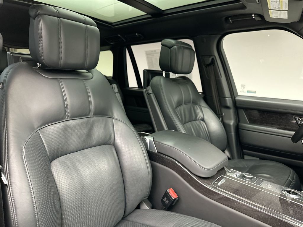 2020 Land Rover Range Rover Autobiography photo 5