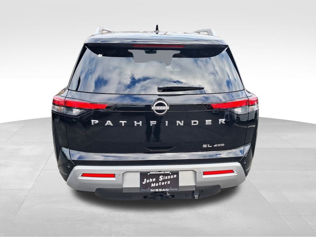 2025 Nissan Pathfinder SL photo 4