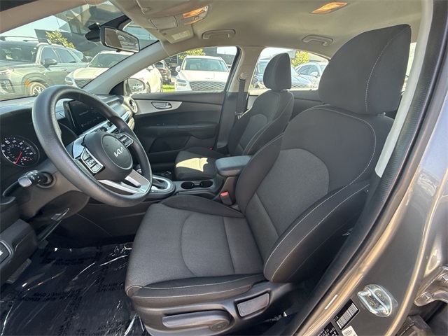 2022 Kia Forte LXS photo 11