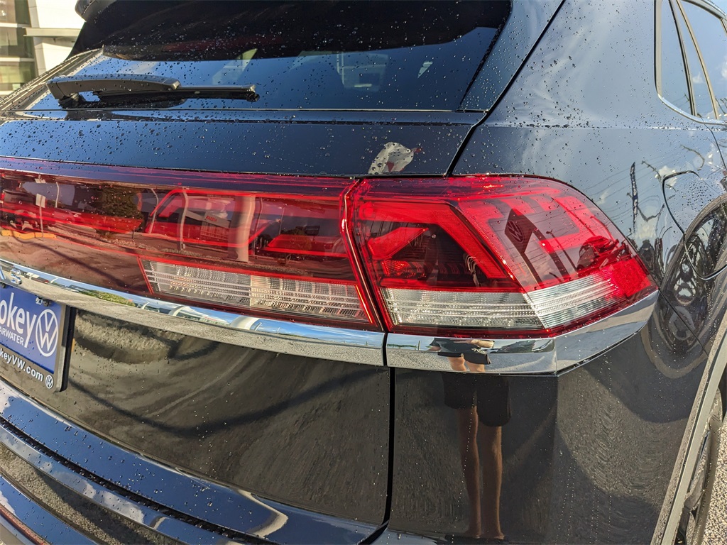 2026 Volkswagen Atlas Cross Sport SE photo 9