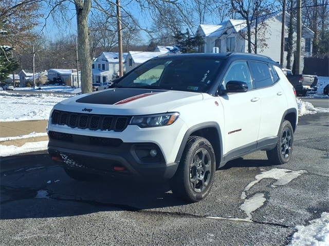 2024 Jeep Compass Trailhawk's photo