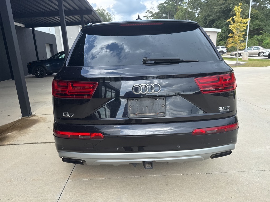 2017 Audi Q7 3.0T Prestige photo 3
