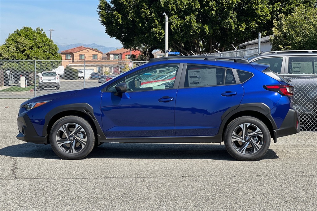 2025 Subaru Crosstrek Premium photo 4